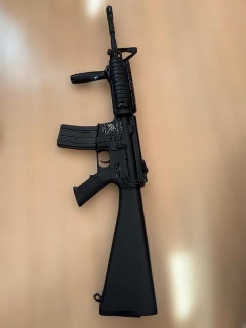 東京マルイ　TOKYO MARUIの電動ガン ナイツSR-16 M4カービン
