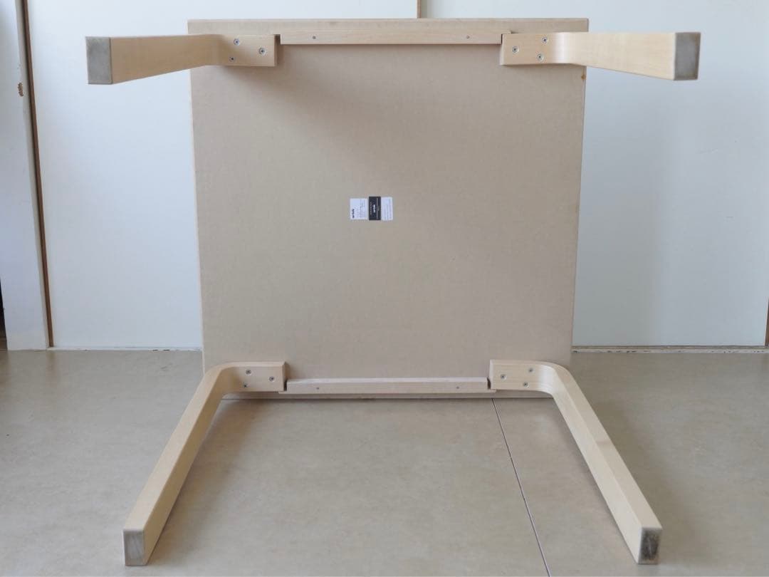 artek アルテック　アルヴァ・アアルト　テーブル　北欧　ピスタチオ　81C