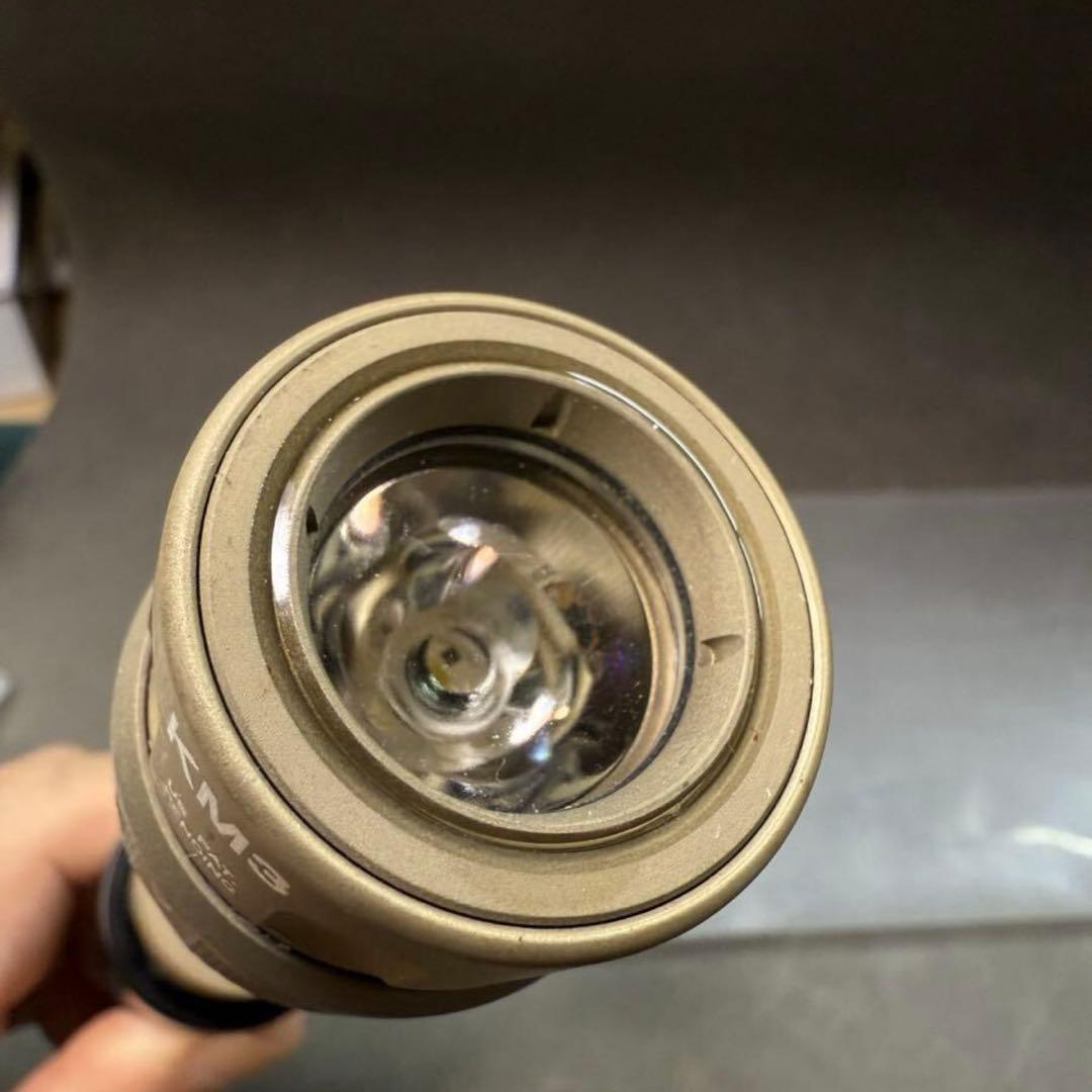 実物シュアファイア　M952V ウエポンライト