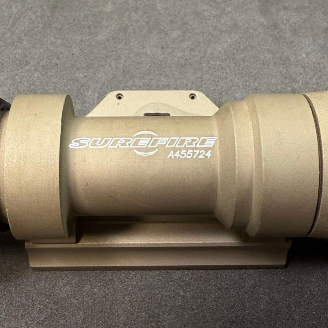 実物シュアファイア　M952V ウエポンライト