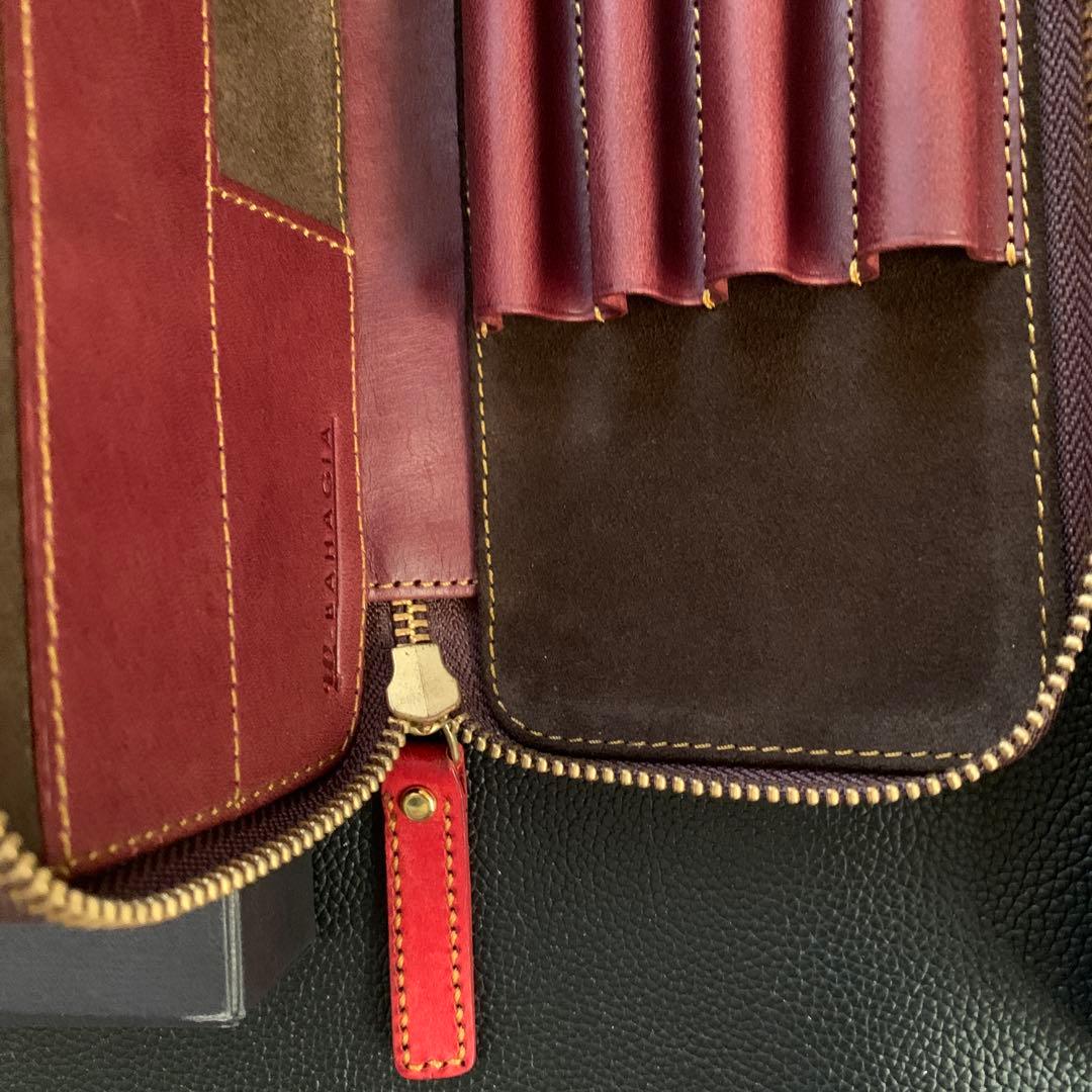 【新品・未使用】バハギア ペンケース ラウンドジップ型 プエブロ ハバネロ