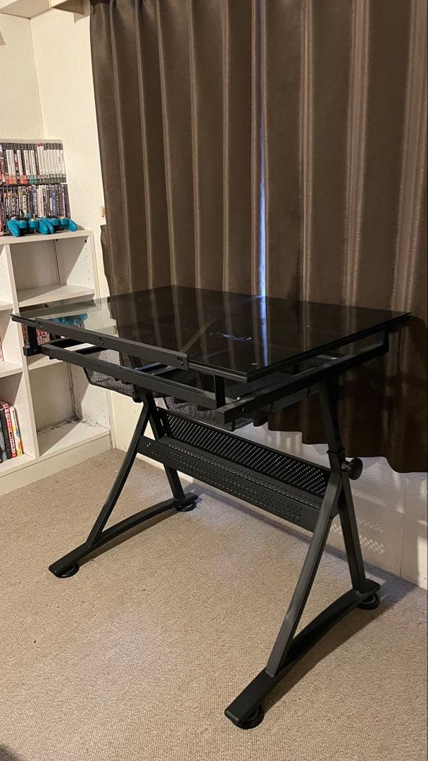 製図用ガラスデスク　ブラック