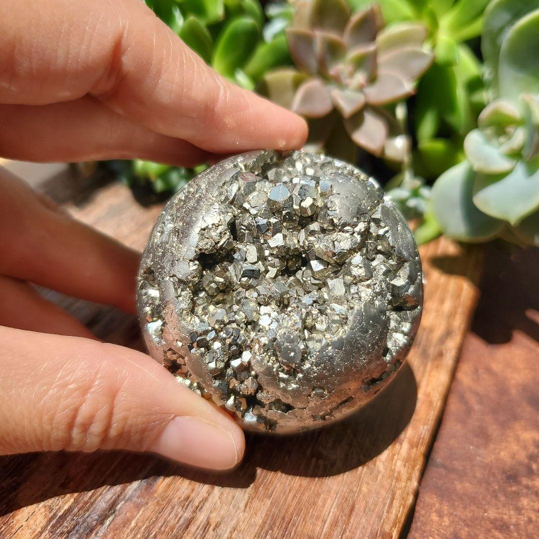 パイライト鉱石　スフィア　3　ペルー産　パイライト標本