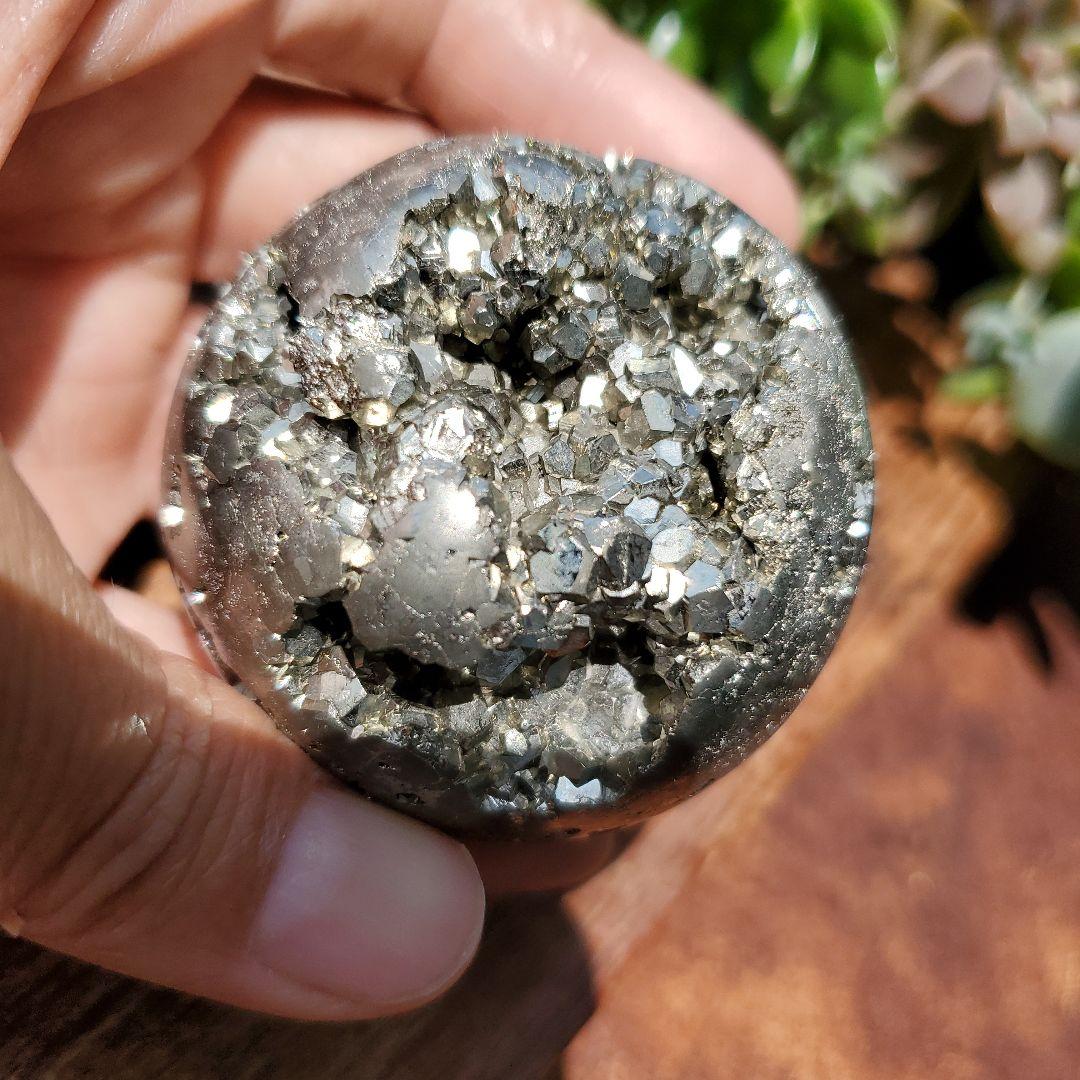 パイライト鉱石　スフィア　3　ペルー産　パイライト標本