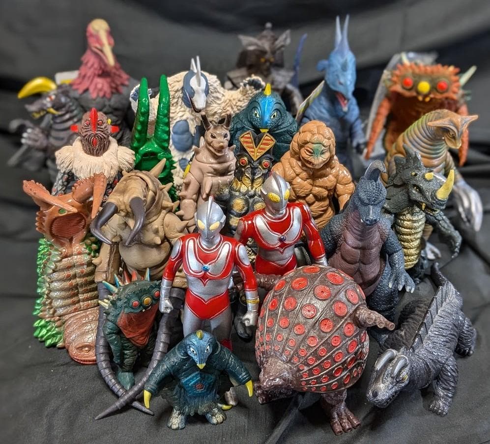 帰ってきたウルトラマン＆登場怪獣・宇宙人（バンダイ）ソフビ21体セット＋２