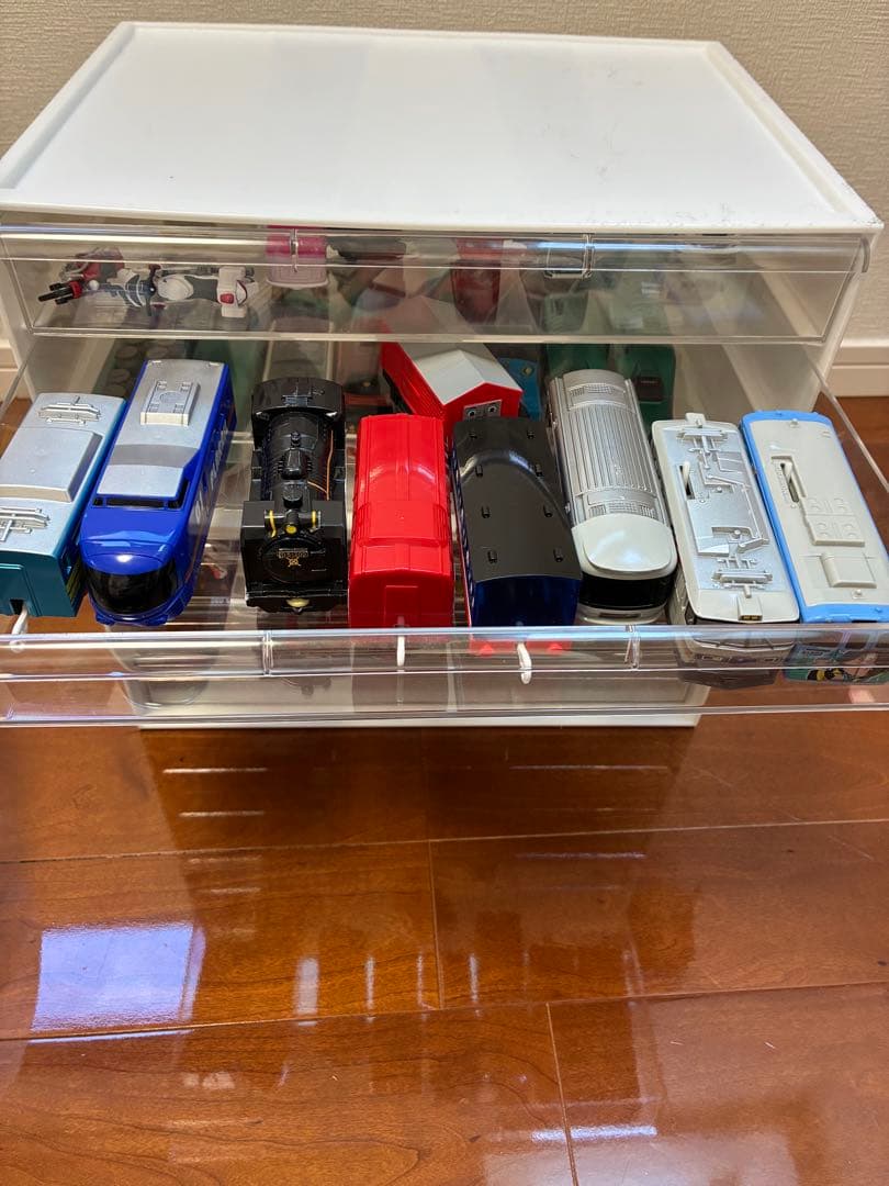 トミカとプラレールのコレクション
