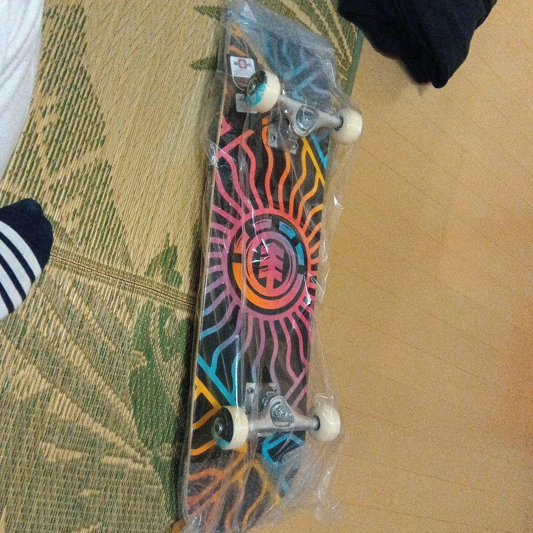 れさん専用ELEMENT 8.0インチ スケートボード　コンプリート　新品