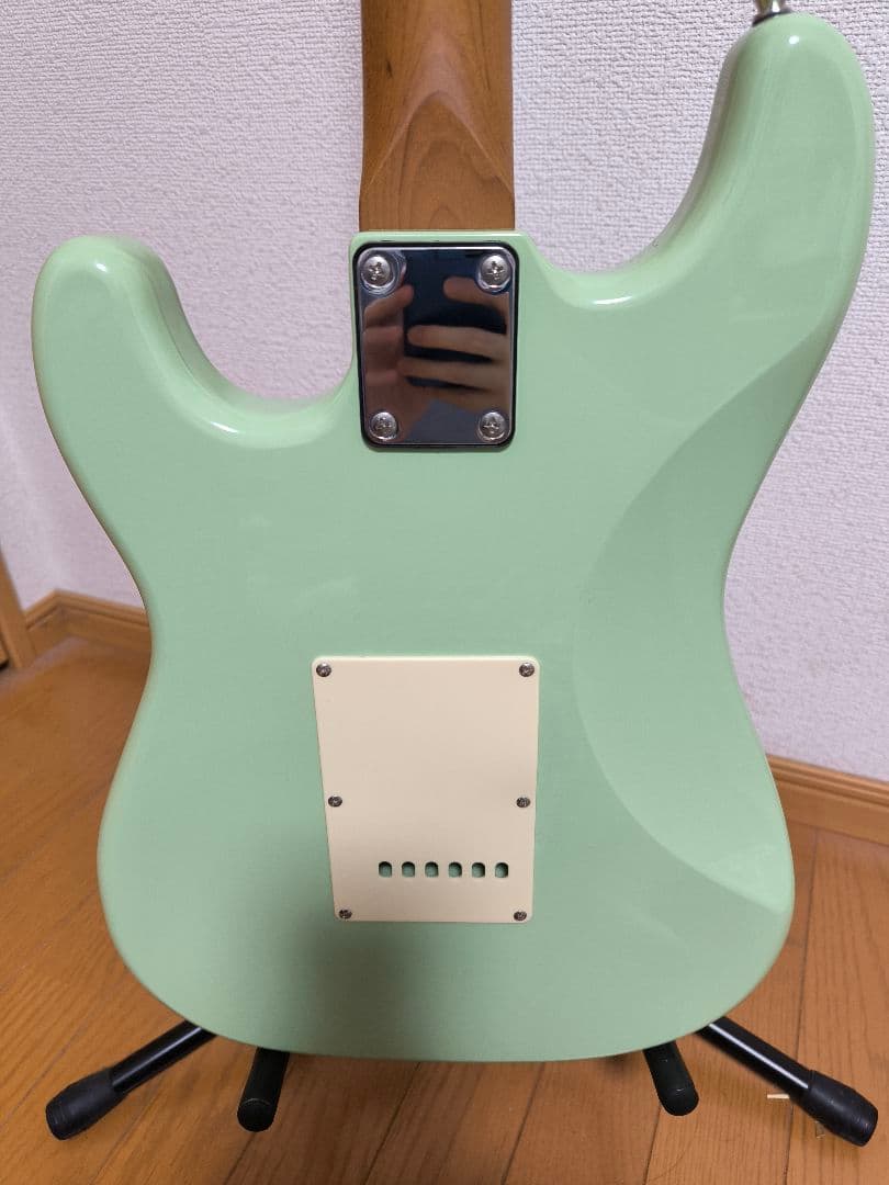 [美品]Eris. Nestia エレキギター　抹茶