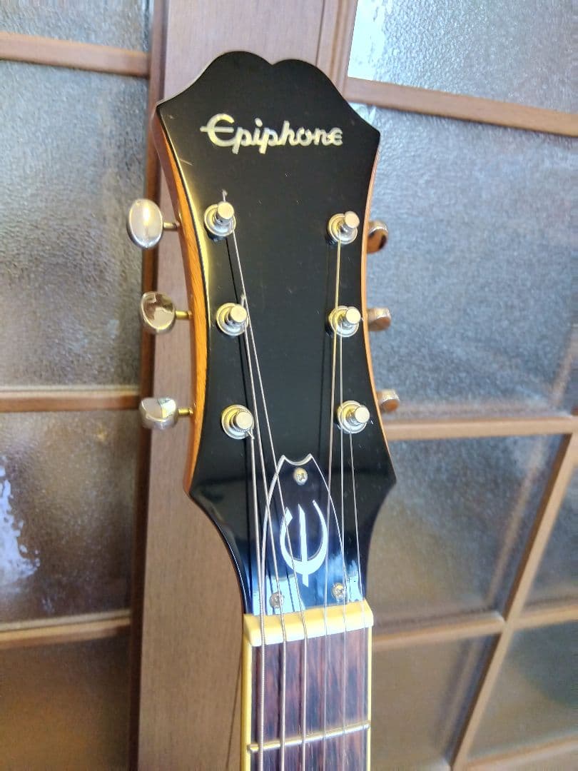 Epiphone Casino Natural （ハードケース付）