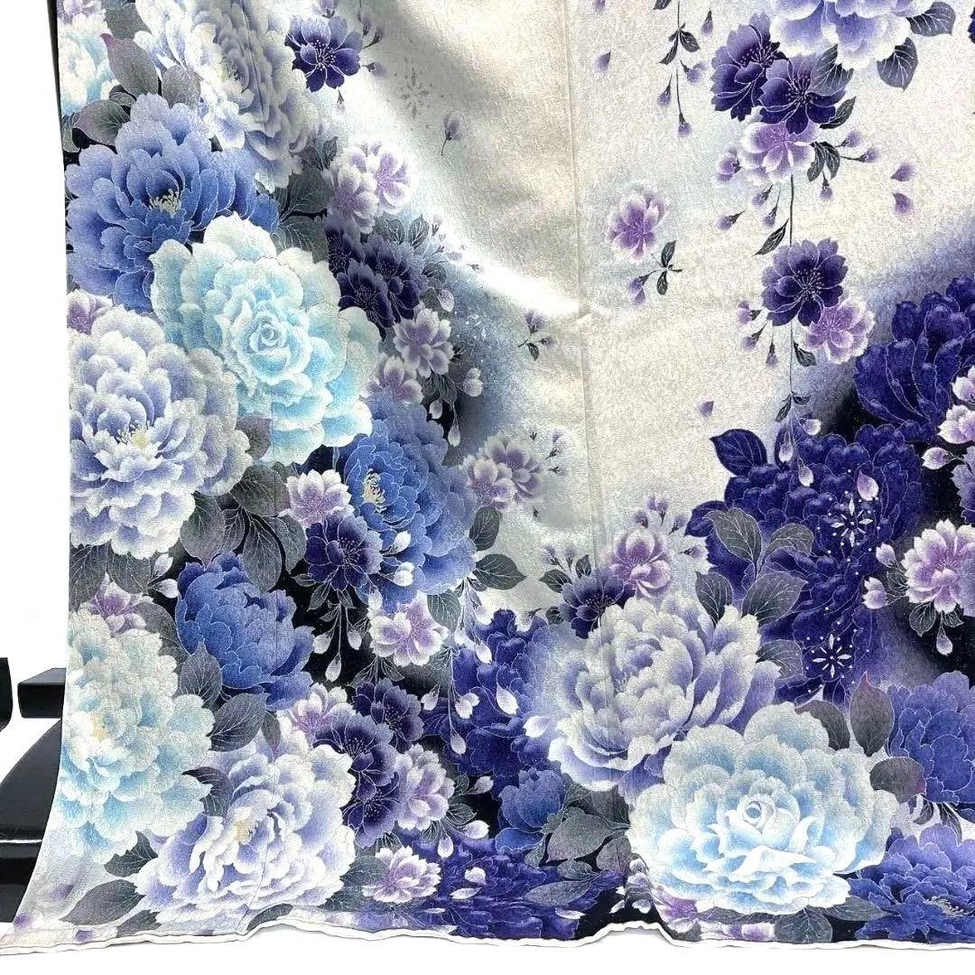 銀通し 銀彩　白地　牡丹　花模様　振袖　成人式 晴れの日 着物 021a p