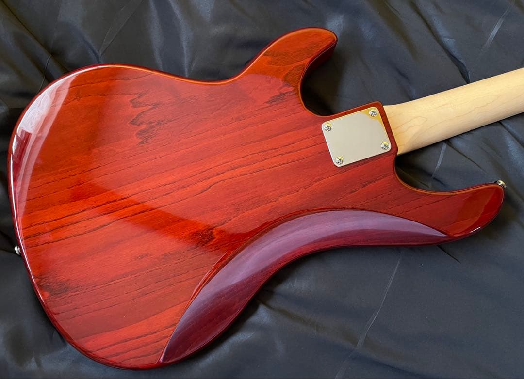 G&L kilotonトリビュートキルトンほぼ未使用品新品ケース付き