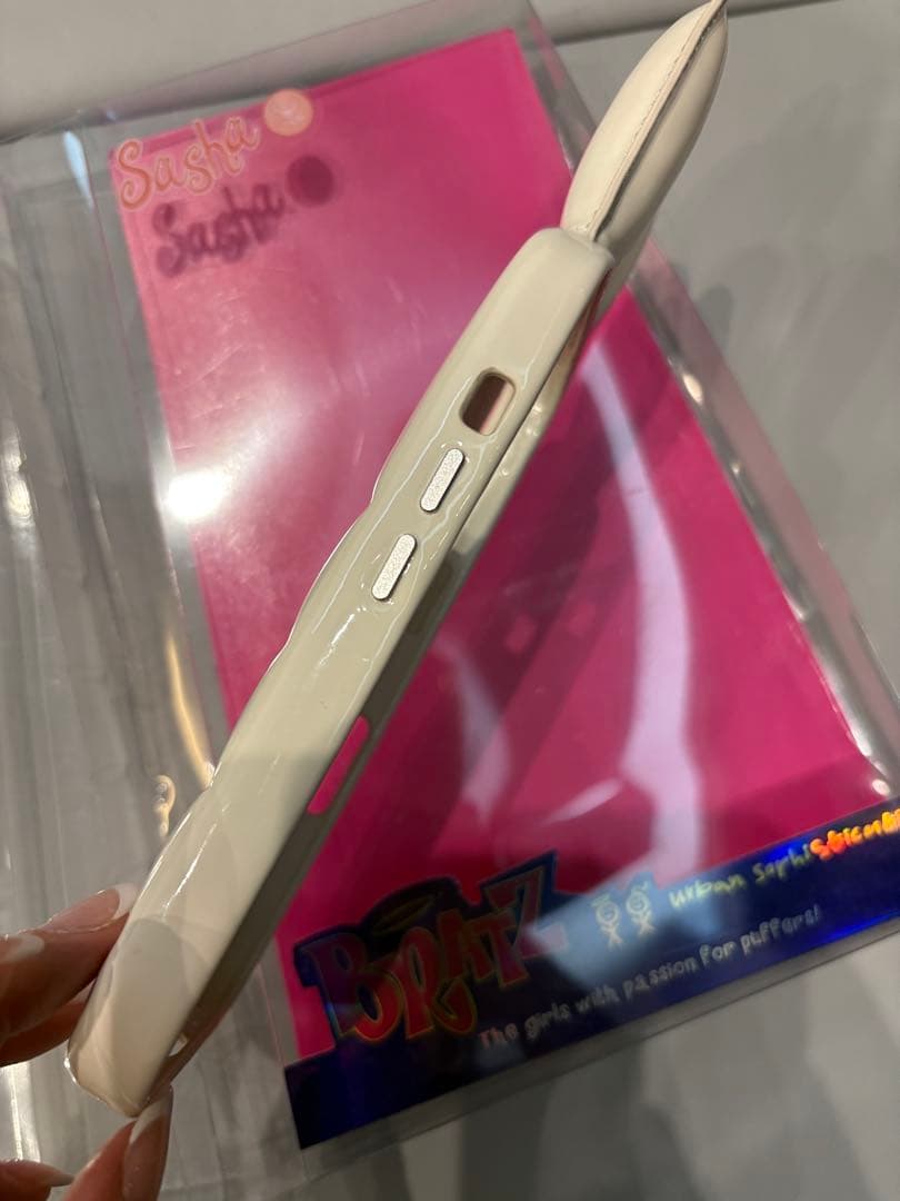 新品未使用　Urban Sophistication iPhone16 うさぎ