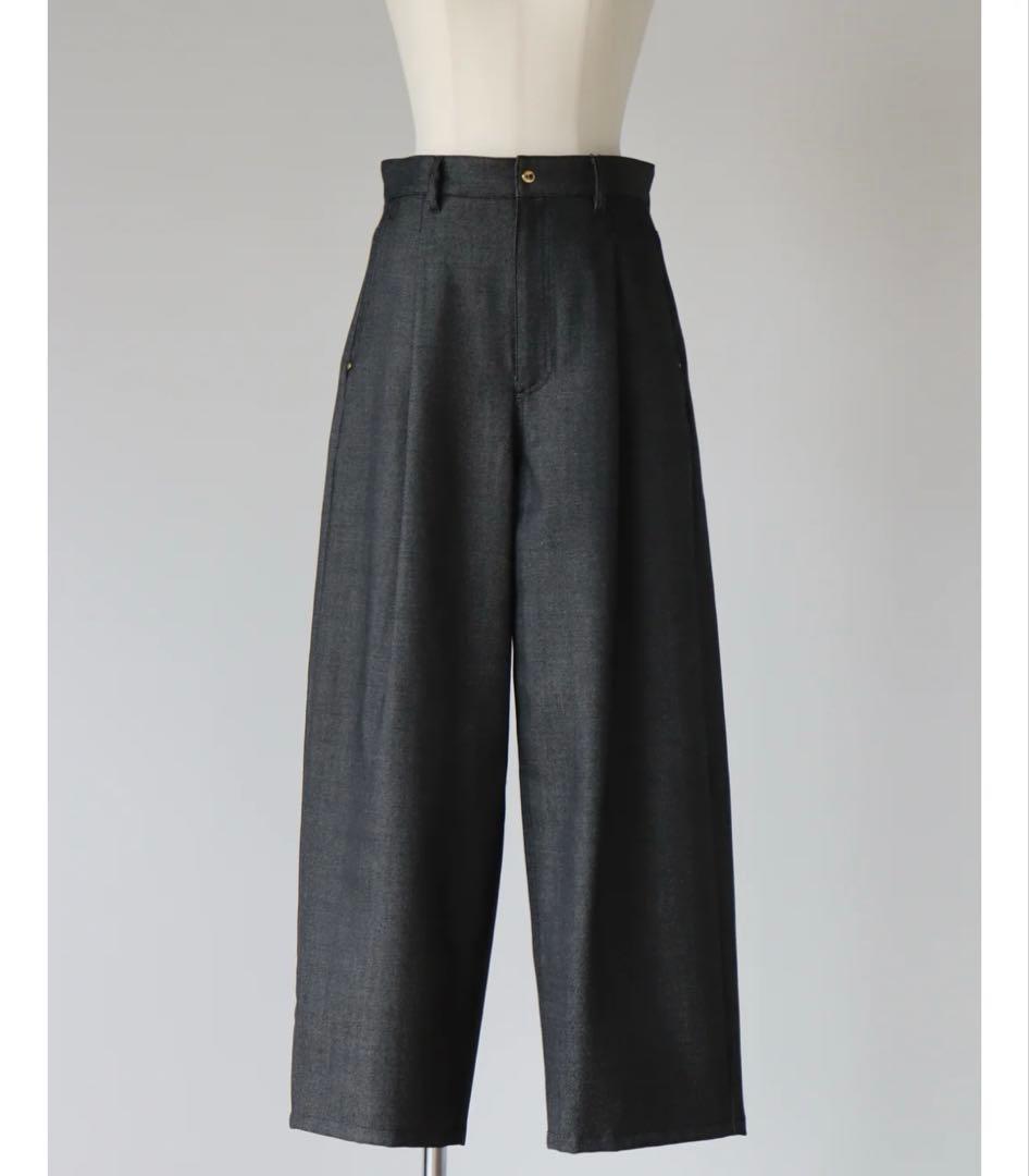 美品st.cecilia カーブパンツ　36