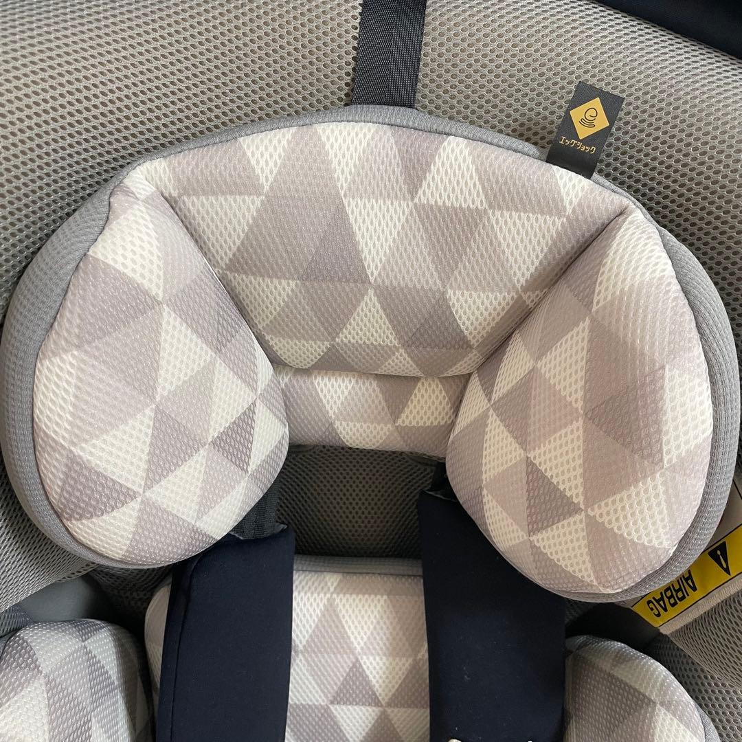 【値下げしました】Combi チャイルドシート ISOFIX対応　エッグショック