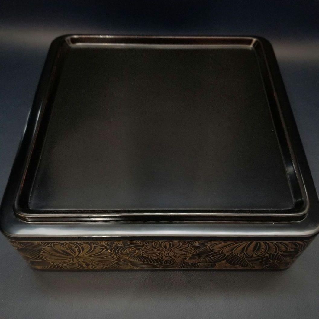 極美品 未使用 輪島塗 布着本堅地 二段重 黒漆 極上菊詰 沈金 蒔絵 重箱②