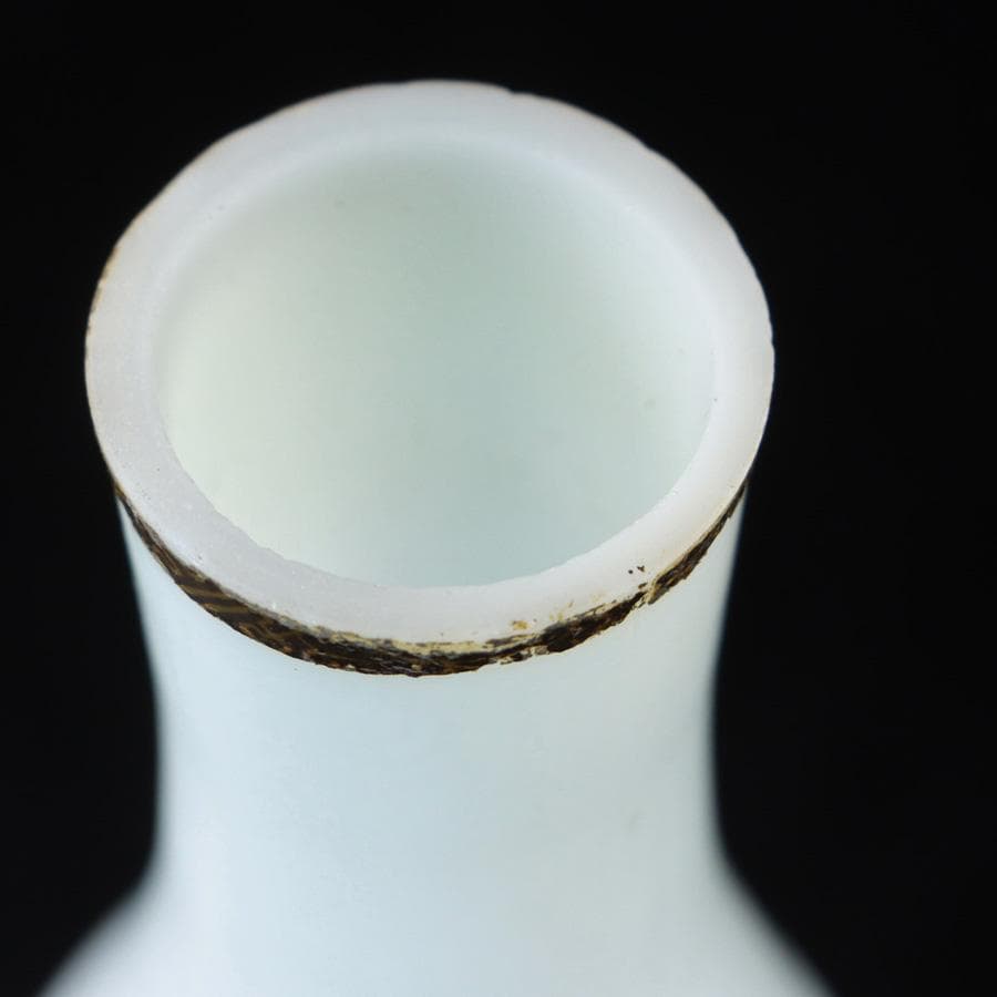 Y2679-8 江戸ガラス 乳白蒔絵金彩 梅に鶯文 徳利 2本セット 　　＃6