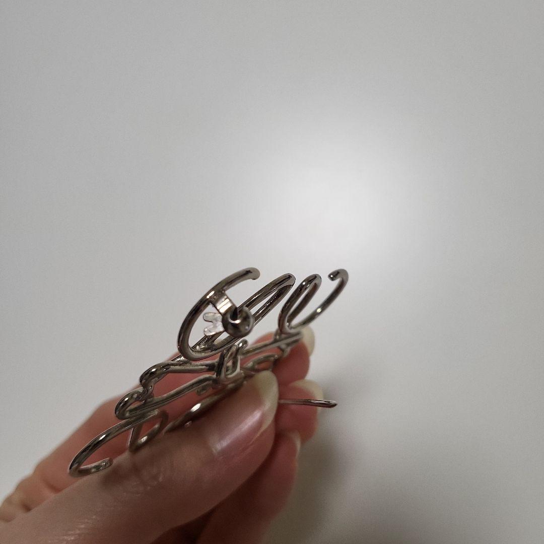 【まーみん】[未使用の袋付き] LOEWE アナグラムブローチ シルバー