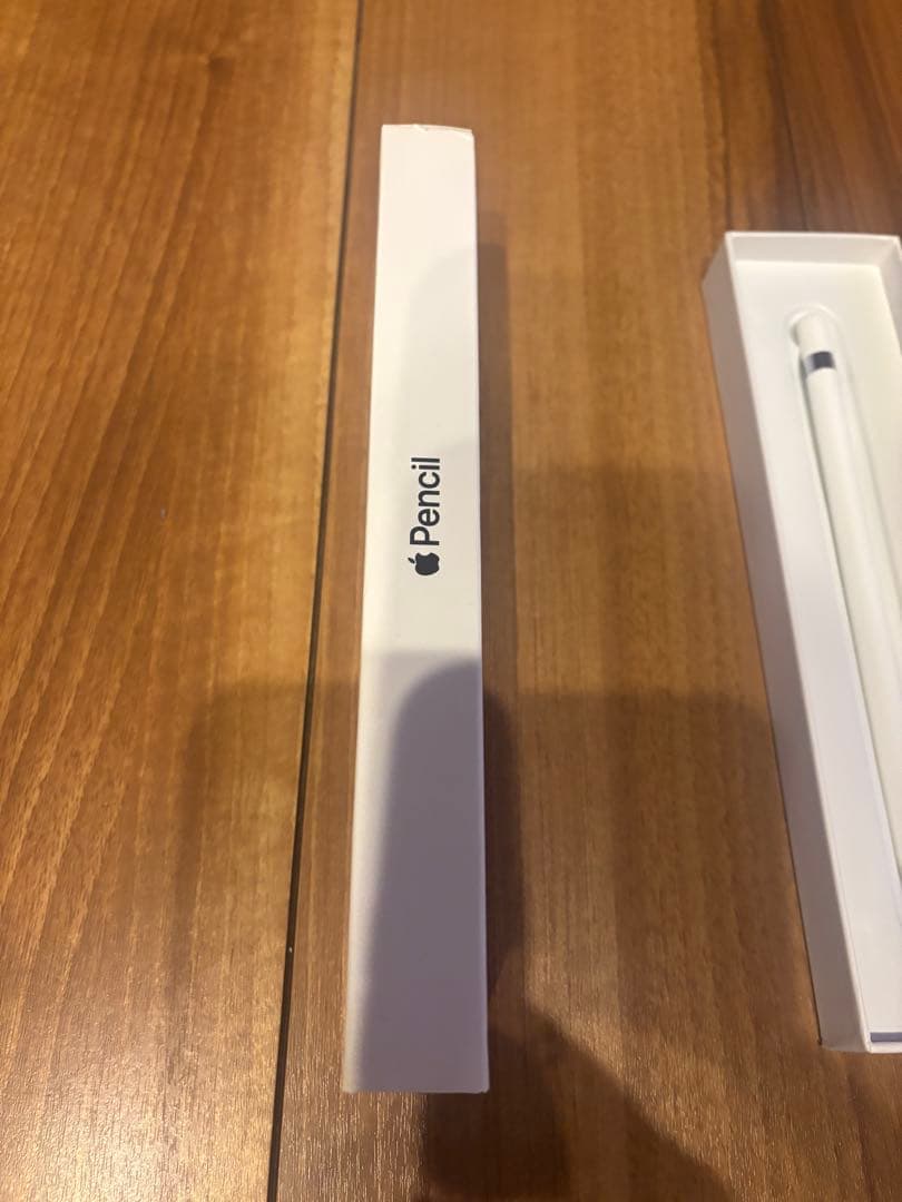 アップル　Apple Pencil ホワイト ほぼ新品　第一世代