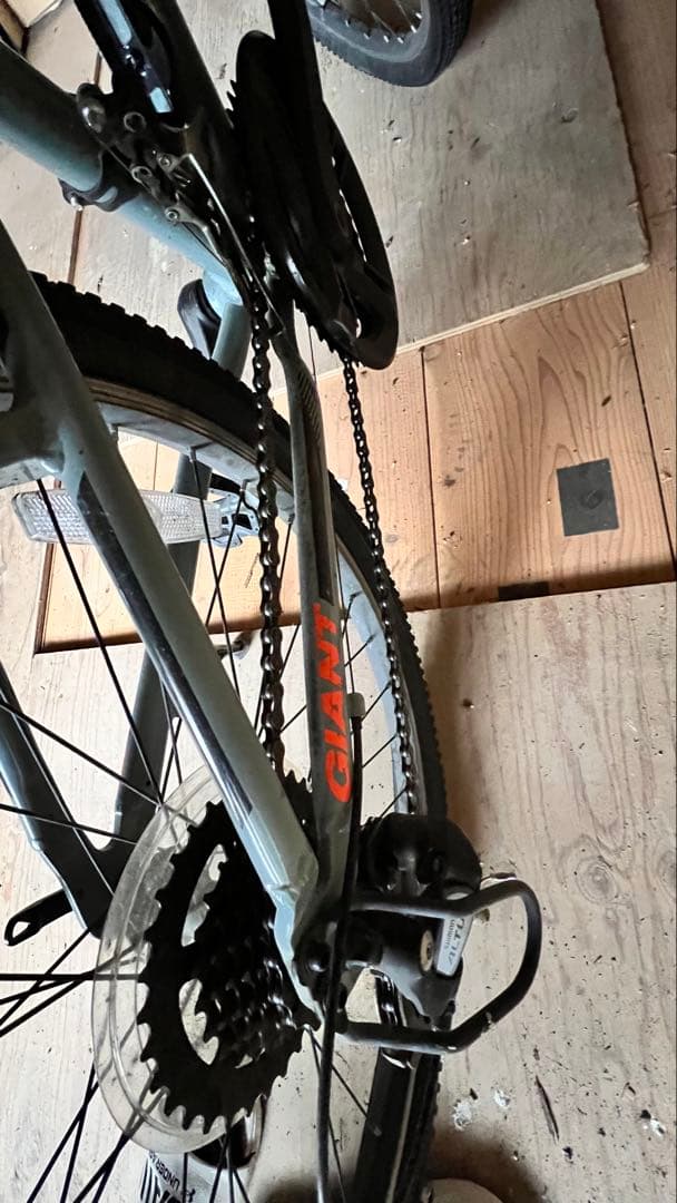 GIANT ジュニアスポーツバイク 24インチ グレー