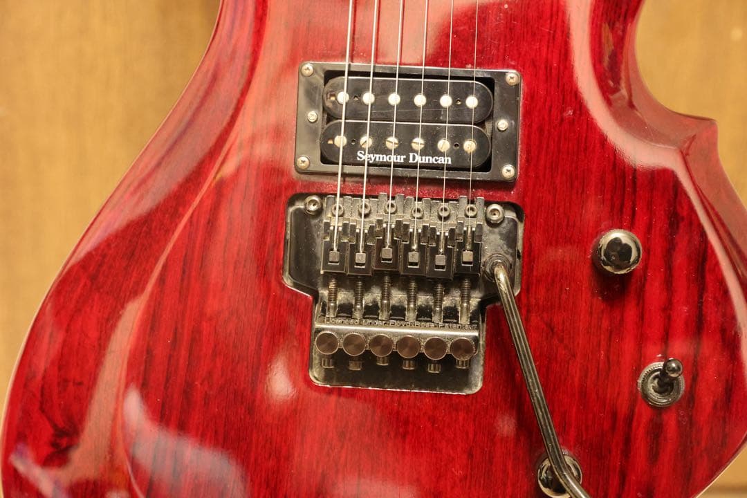 グラスルーツ　GrassRoots ナイトメア　柩モデル　エレキギター