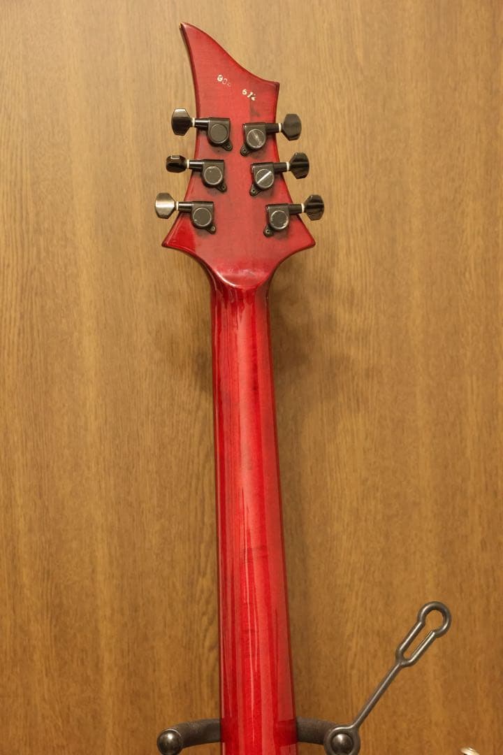 グラスルーツ　GrassRoots ナイトメア　柩モデル　エレキギター