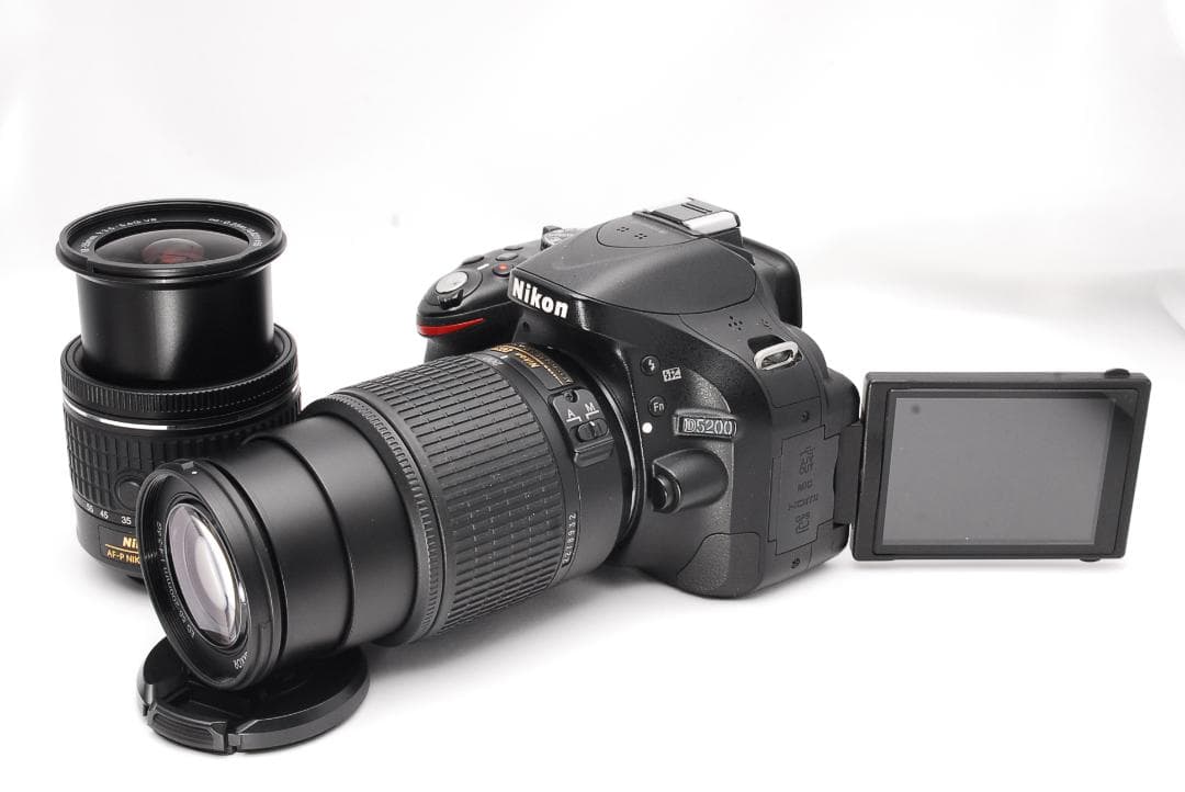 ♥ Nikon D5200 ♥ダブルレンズ♥画面が回転♥超高画質 一眼レフ