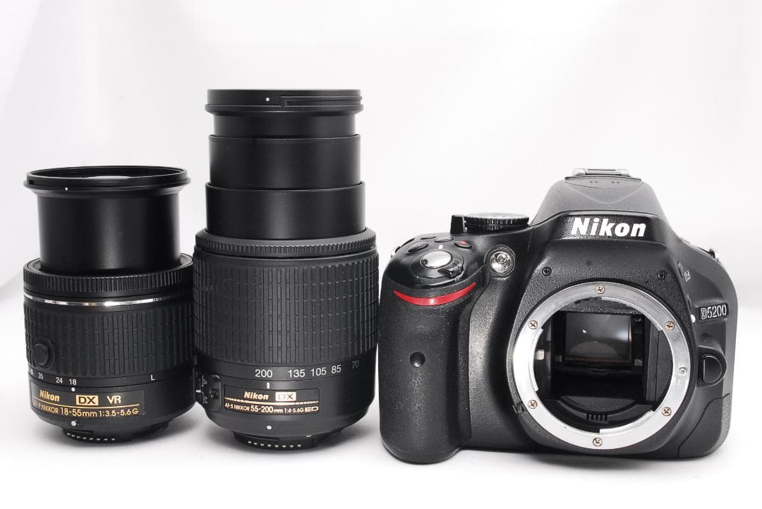 ♥ Nikon D5200 ♥ダブルレンズ♥画面が回転♥超高画質 一眼レフ