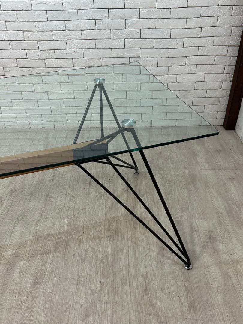 【東京都23区配送無料】デザイナーズ　ガラス　ダイニングテーブル　リビング　格安