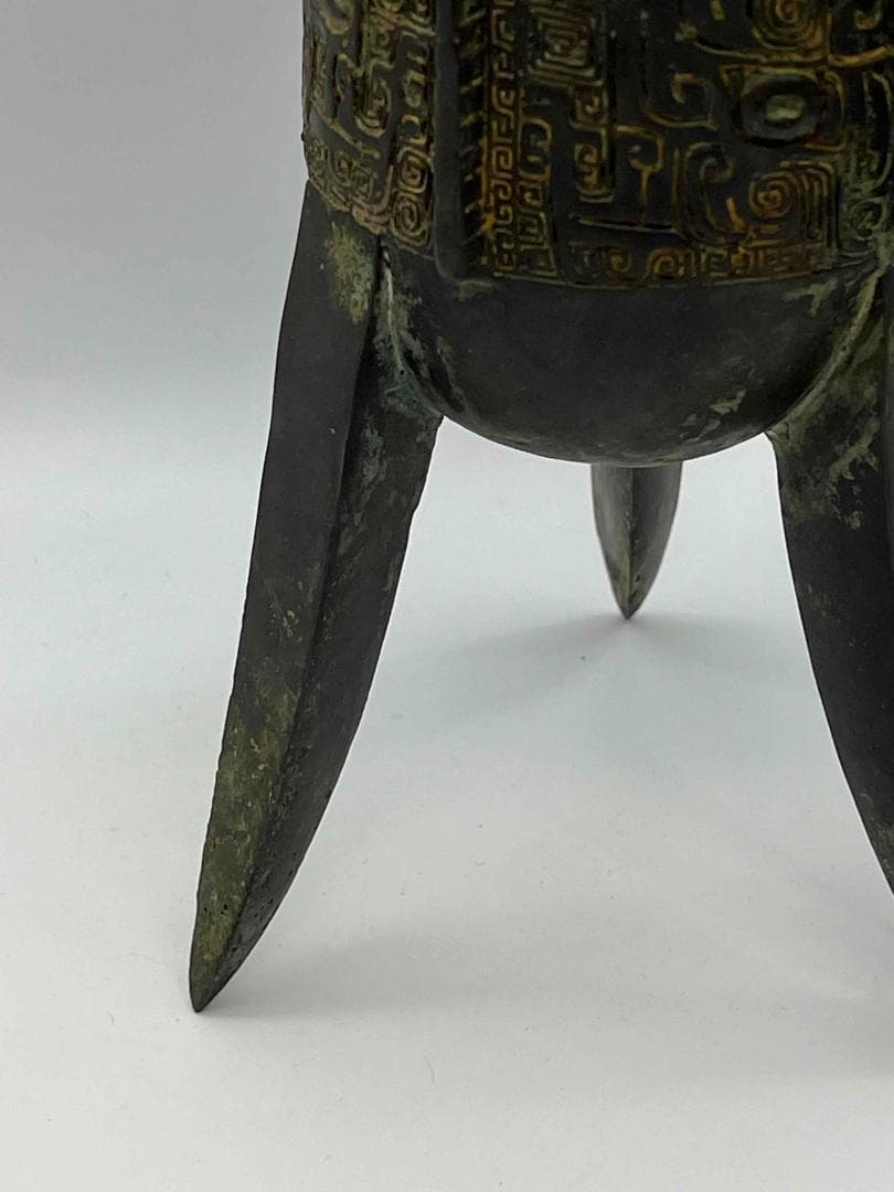 明時代 銅饕餮紋角型爵　酒杯　鑑賞物　置物　唐物　中国古玩(E-67)