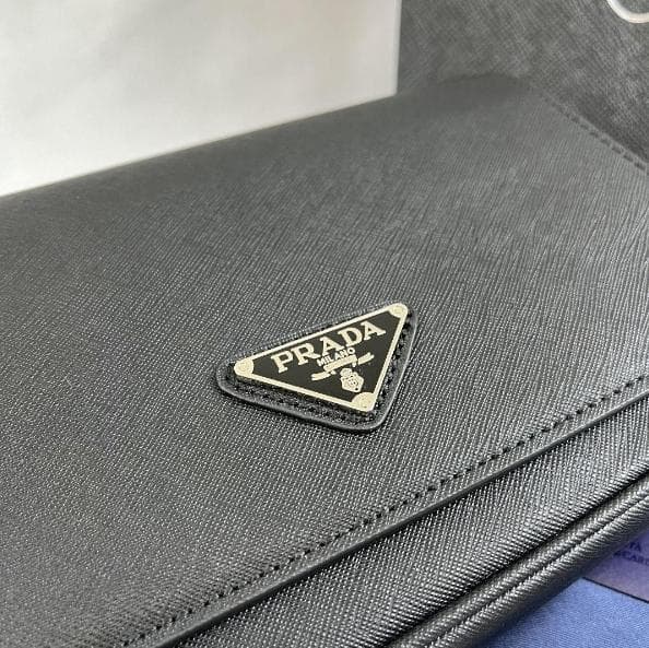 極美品 ブラック ショルダーバッグ 小銭入れ付き