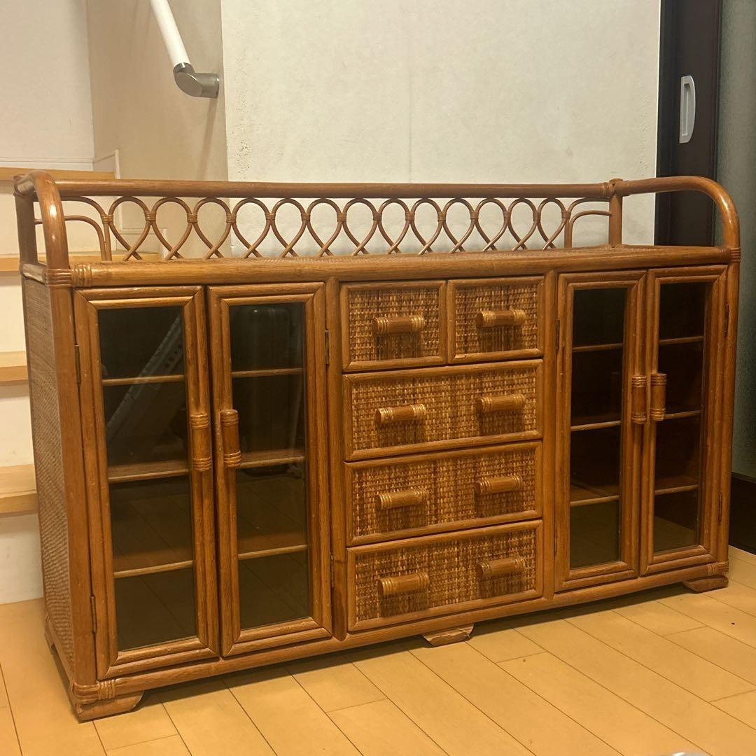 ラタン 籐家具 サイドボードチェスト 4段 ヴィンテージ ガラス扉