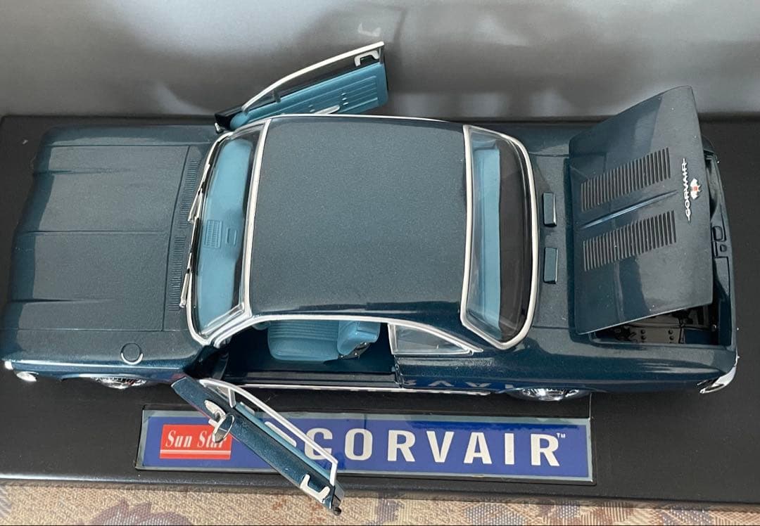 シボレー コルベア '1963 1/18 ダークターコイズ SUNSTAR