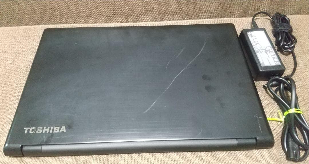 TOSHIBA dynabook B65/J i3 第7世代