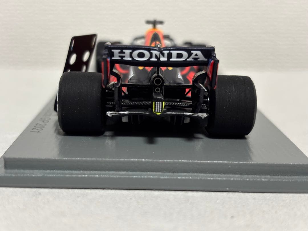 スパーク製1/43Red Bull RB16B 2021年オランダGP優勝