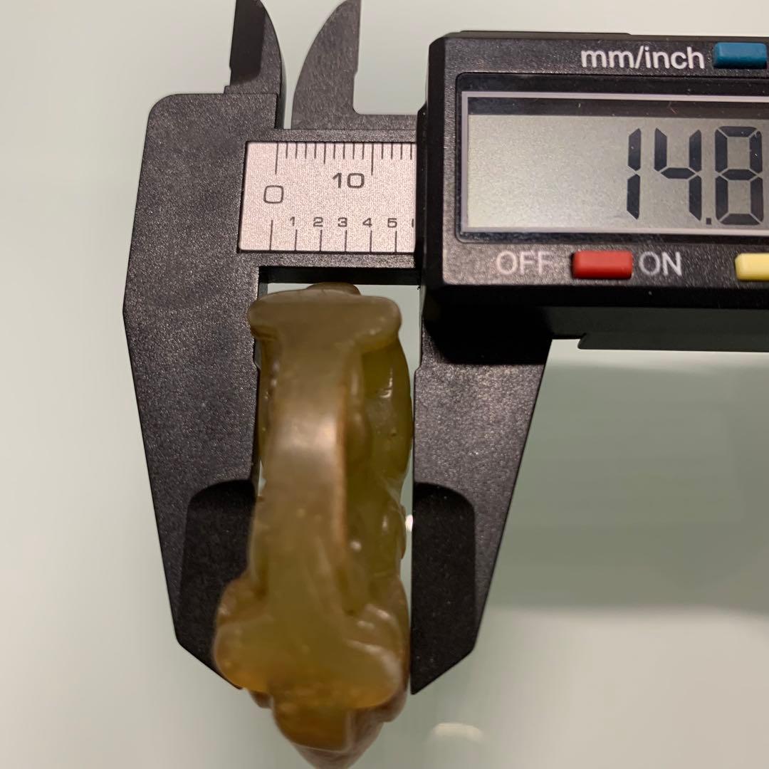 古玉　神獣呑金　清中期　時代物　天然石