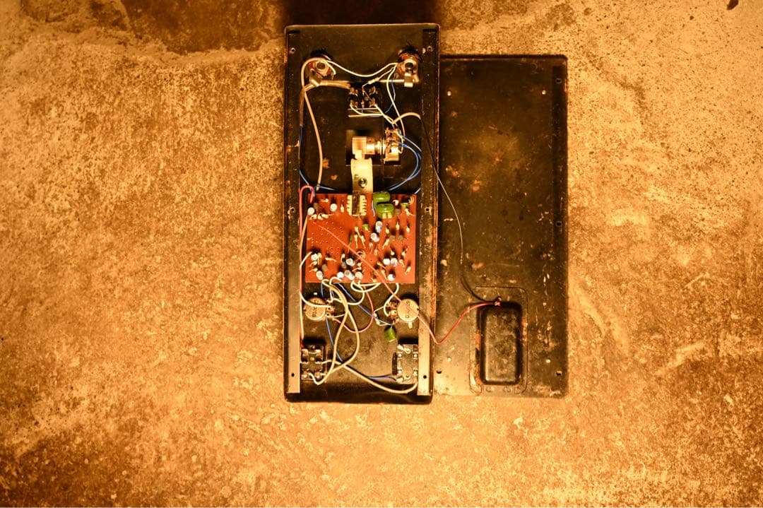 ギター Wah-Fuzz Guyatone