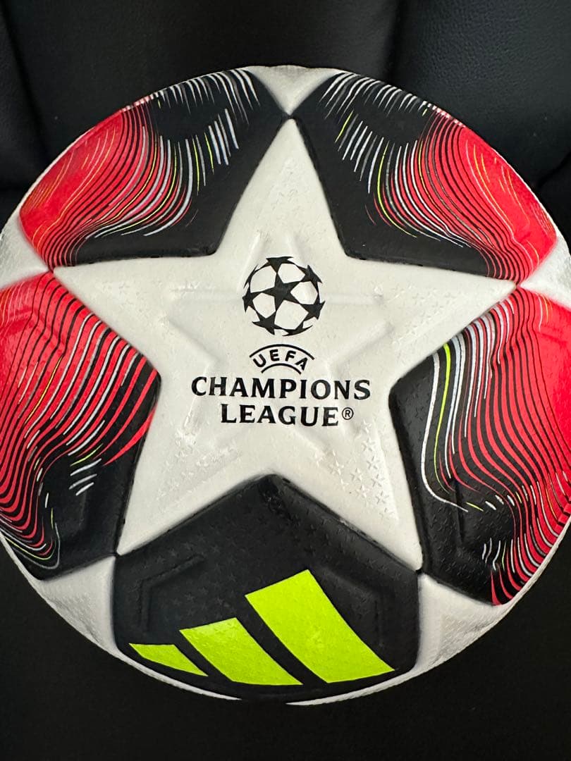 【国内正規店購入】フィナーレチャンピオンズリーグ公式試合球　プロ新品未使用