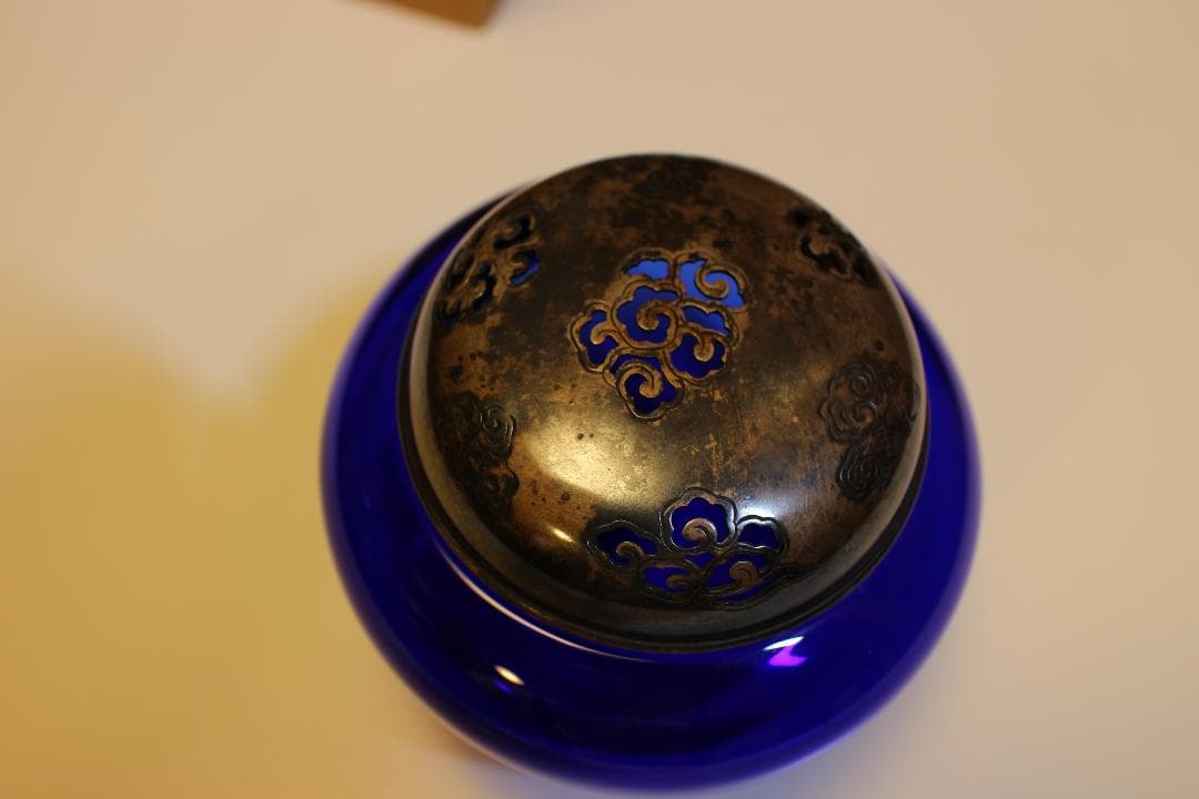 純銀火屋瑠璃香炉　青色ガラス容器 金属蓋付き