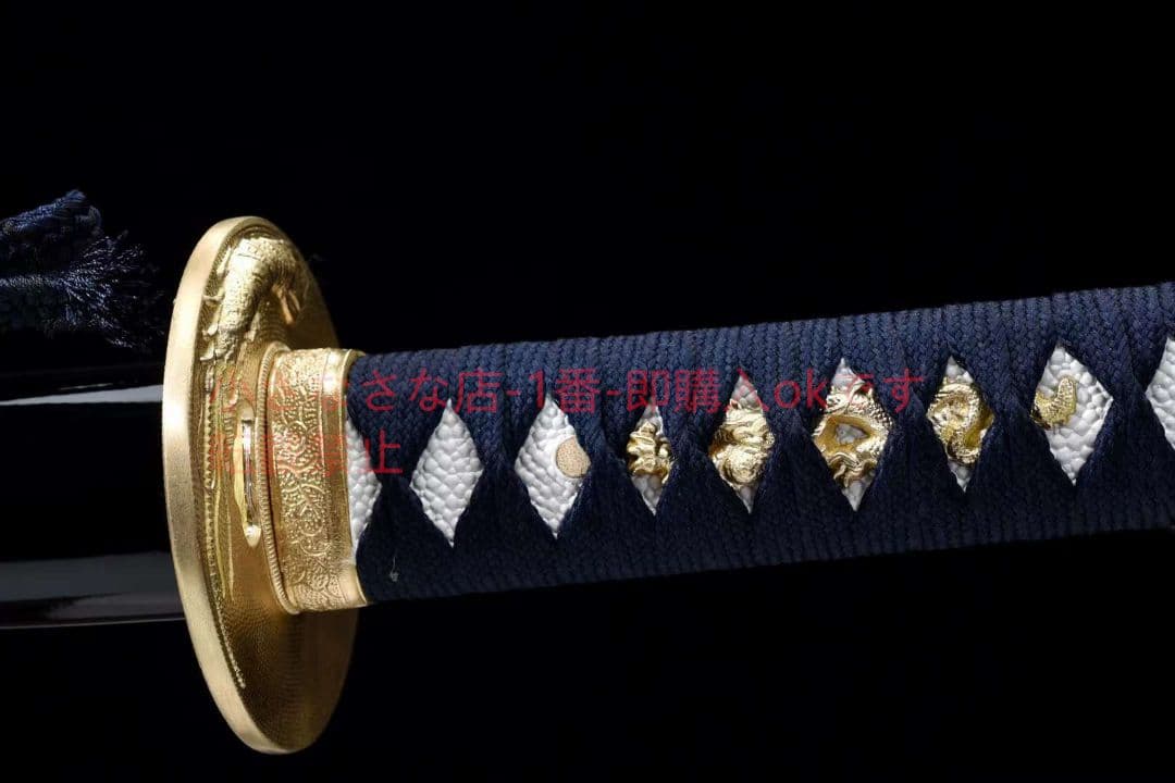 日本の漫画『死神』十番隊隊長日番谷冬獅郎が刀を着用 武具　日本刀　模造刀 居合刀