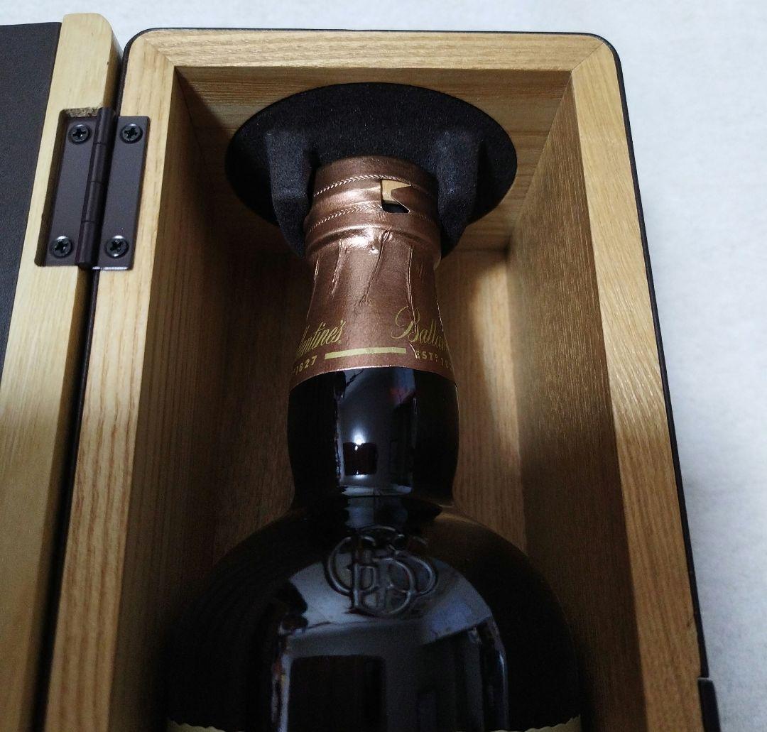 Ballantine's バランタイン30年　700ml 木箱入り　旧ラベル