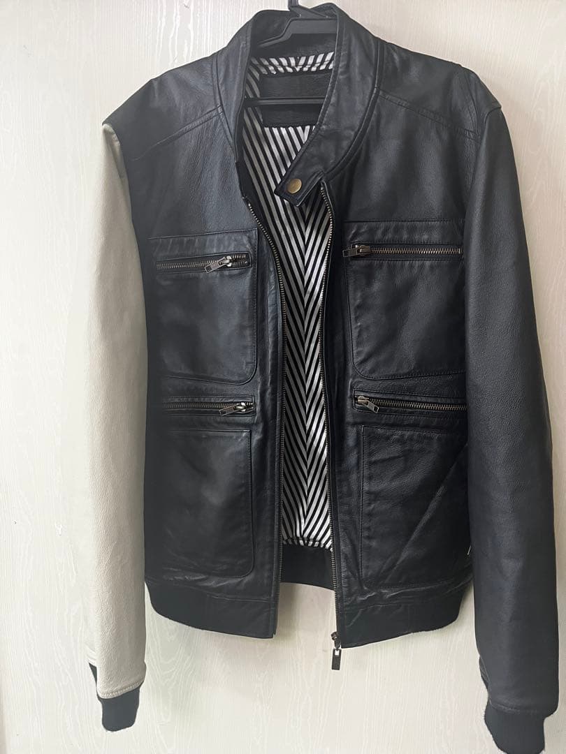 volcom レザージャケット　２着セット　レザー