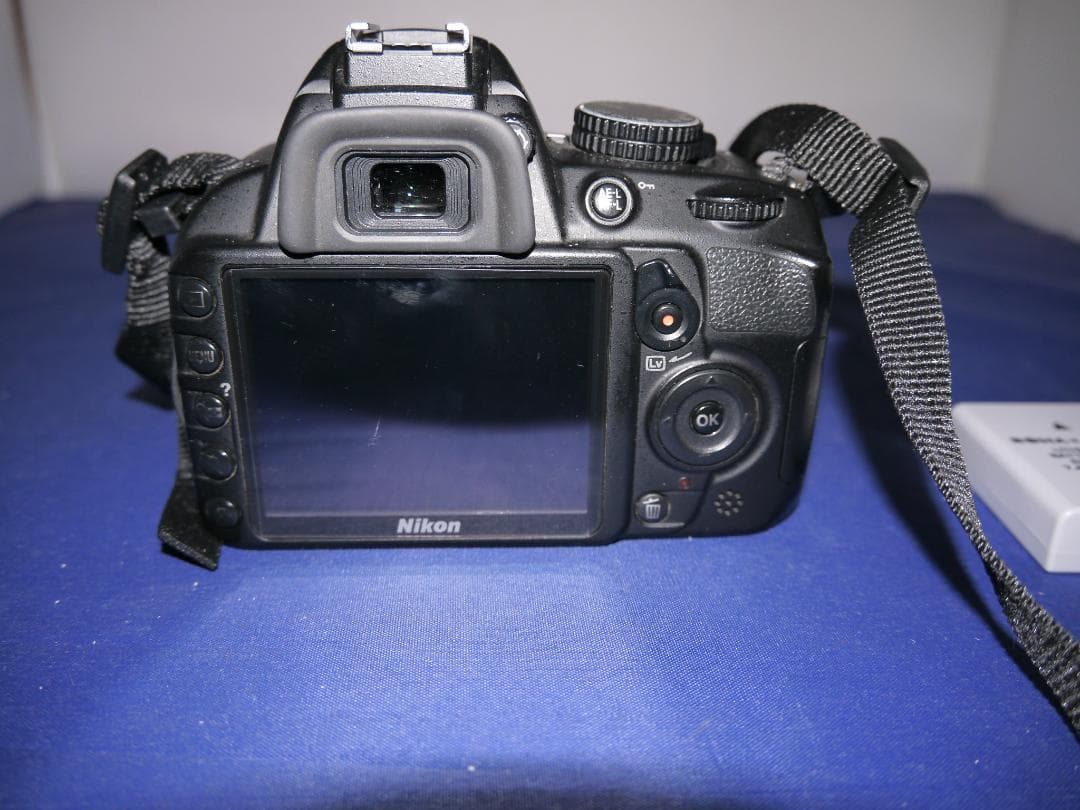 ニコン　NIKON D3100＋AF-S DX NIKKOR 18-55mm
