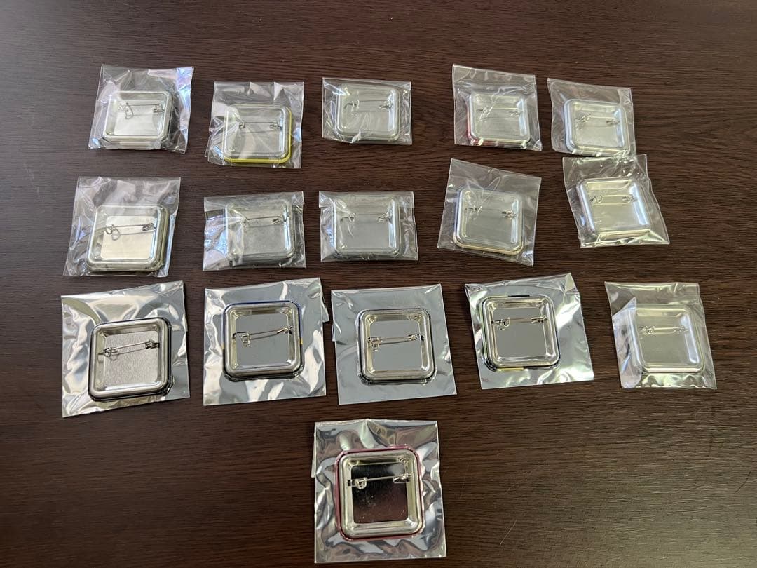 the pillows 缶バッジ　16個セット