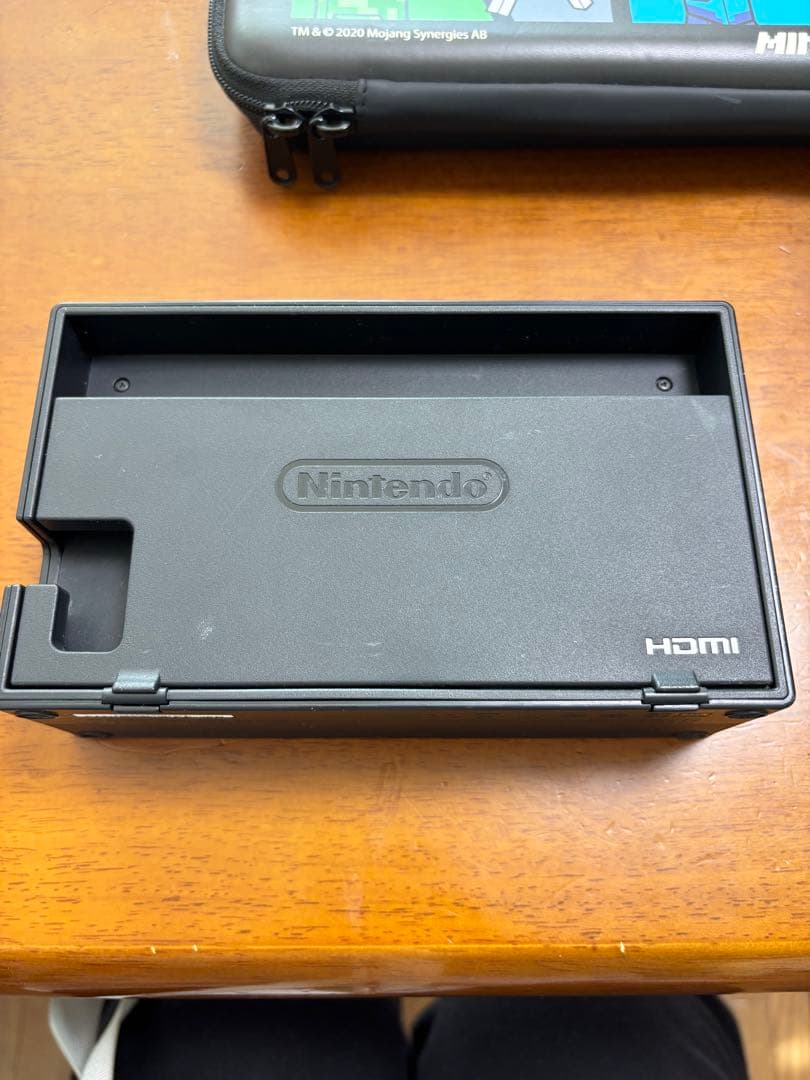 Nintendo Switch スイッチ　本体　ケース　コード等