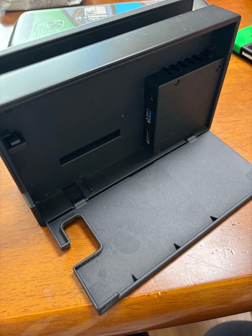 Nintendo Switch スイッチ　本体　ケース　コード等