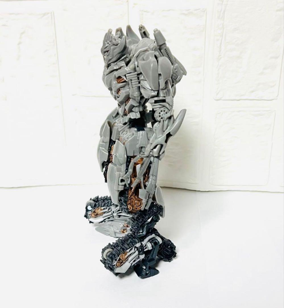 メガトロン スタジオシリーズ トランスフォーマー 未使用 美品 入手困難