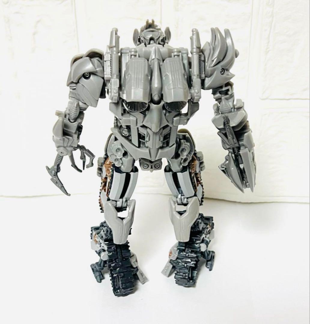 メガトロン スタジオシリーズ トランスフォーマー 未使用 美品 入手困難