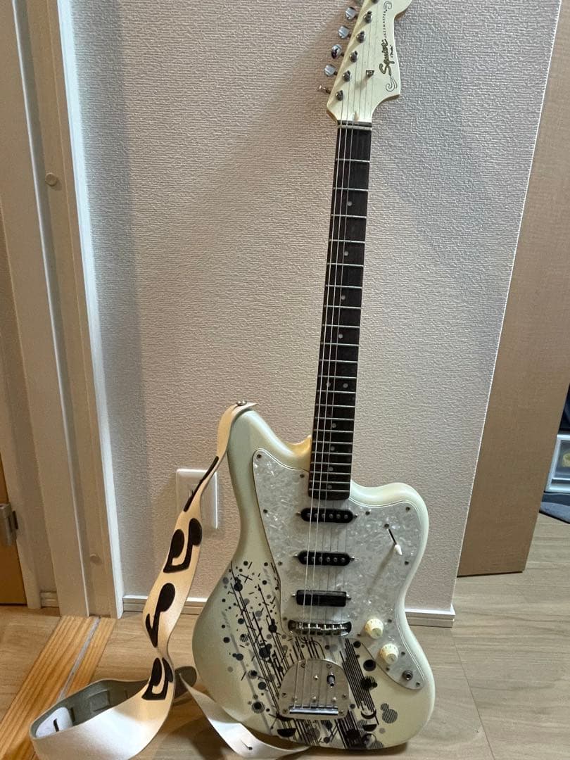 SCANDAL MAMI 使用ギター