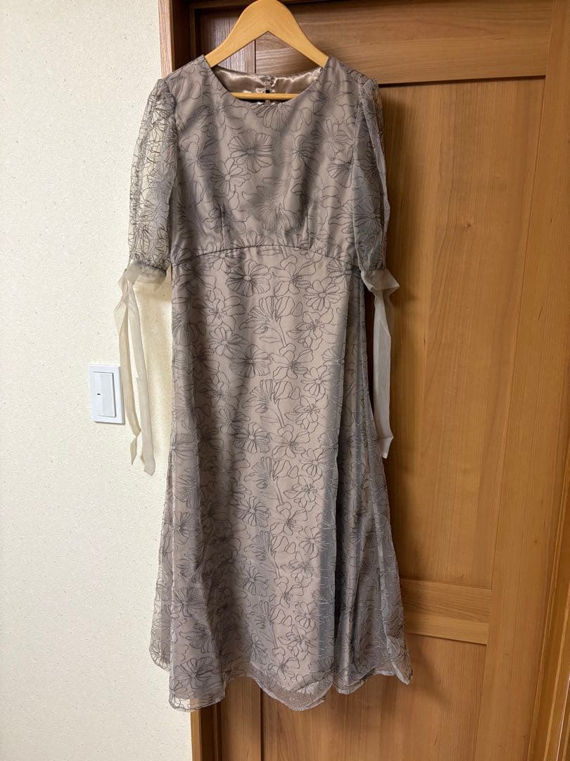 リボンディテールエンブロイダリードレス niana