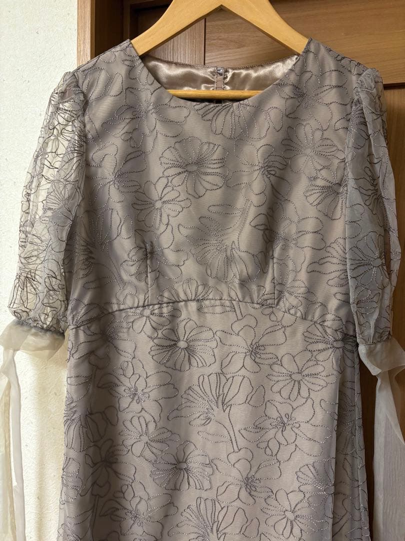 リボンディテールエンブロイダリードレス niana